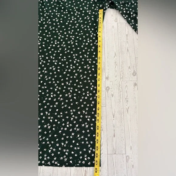 Kaileigh Rochelle Knit Floral Jumpsuit - Picture 14 of 15